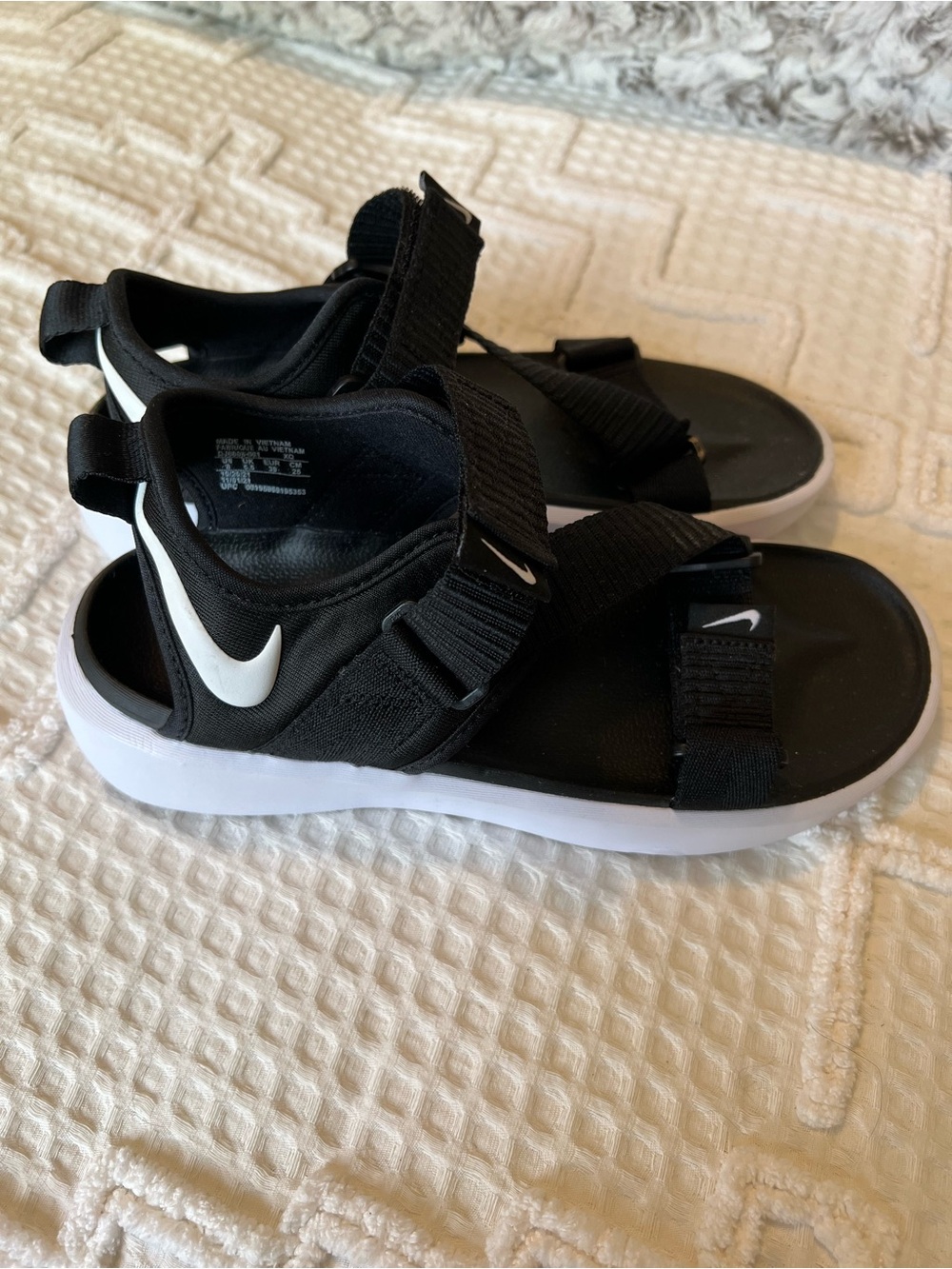 Nike Black and White Sport Sandals with Adjustable Straps Women’s Size 8 - Picture 2 of 6